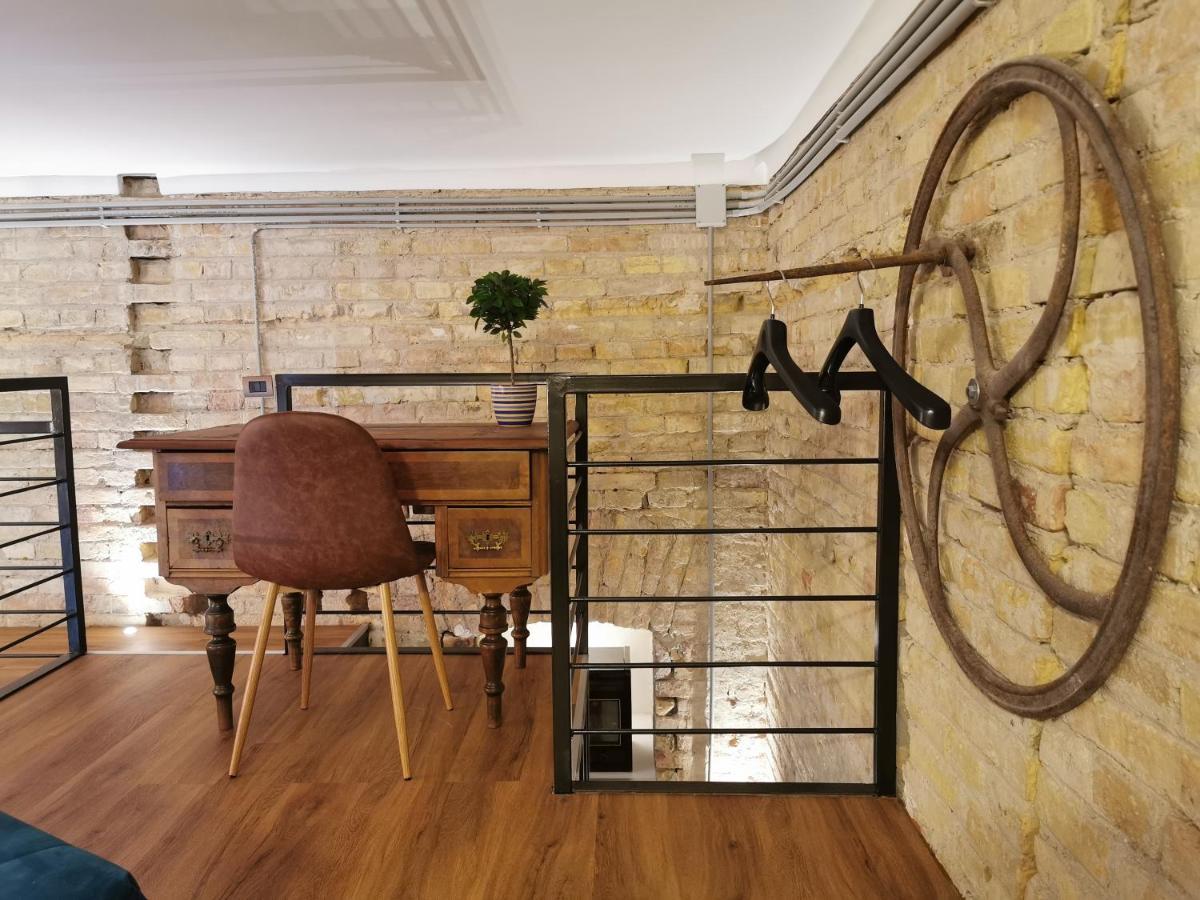 Apartamento The Address Loft 22Ppl Budapest Exterior foto
