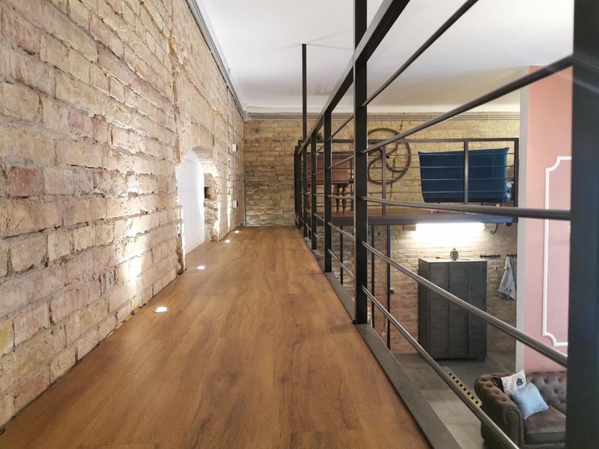 Apartamento The Address Loft 22Ppl Budapest Exterior foto