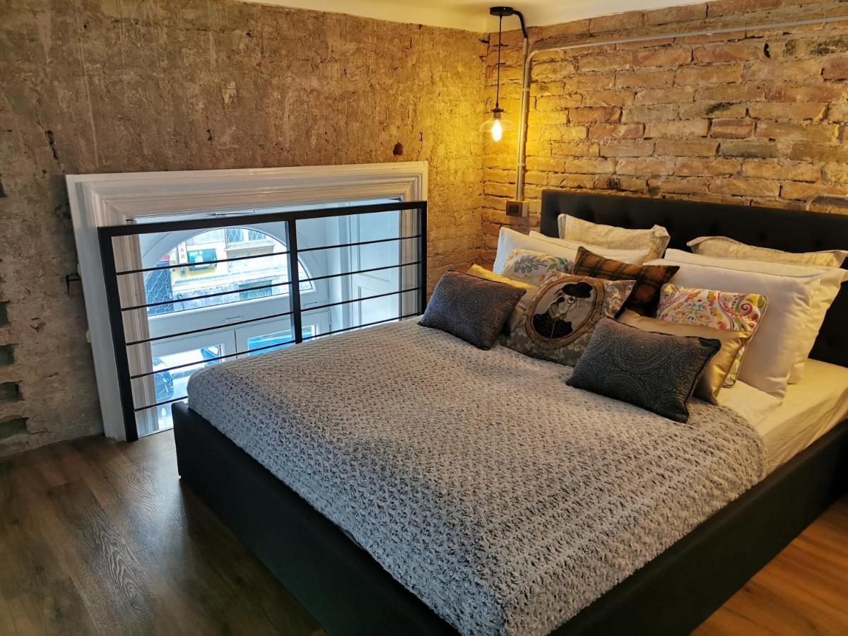 Apartamento The Address Loft 22Ppl Budapest Exterior foto