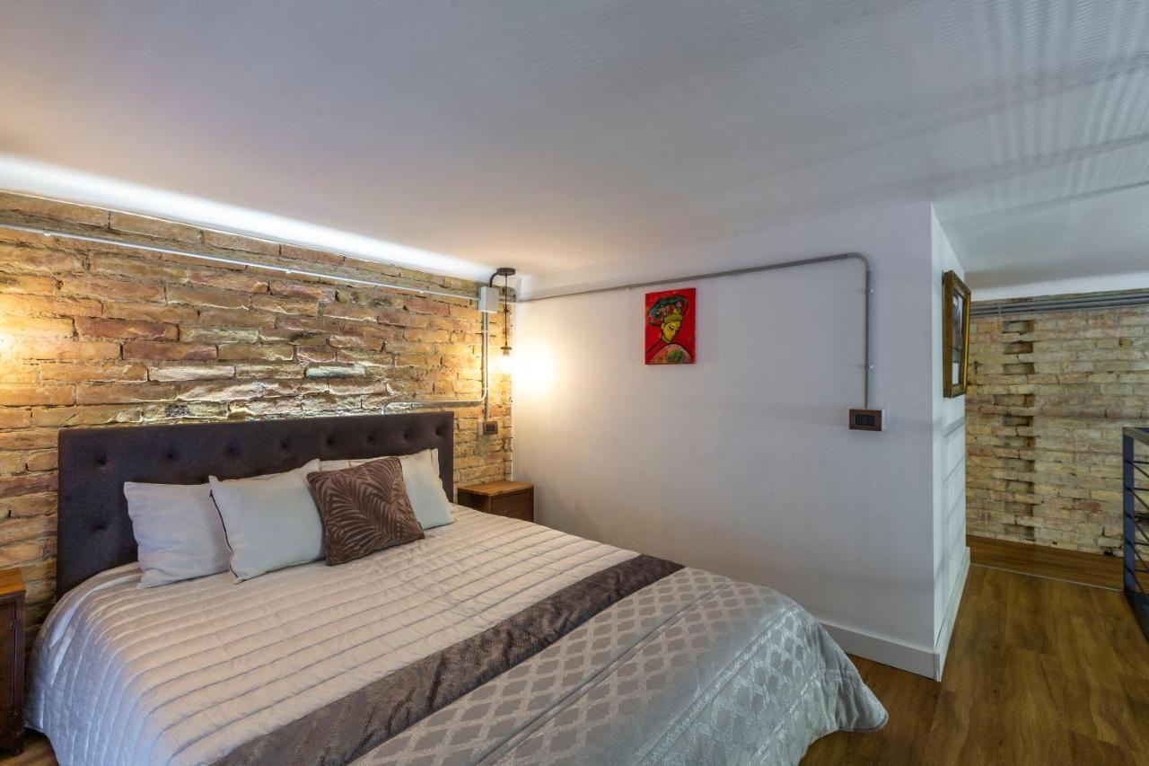 Apartamento The Address Loft 22Ppl Budapest Exterior foto